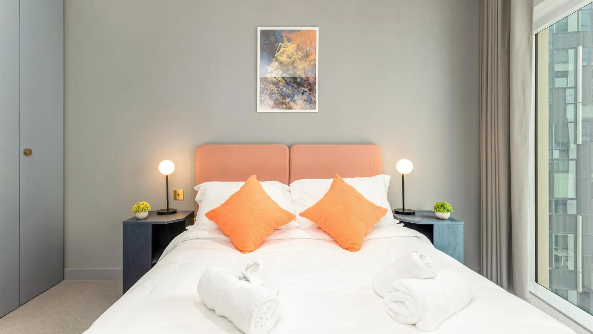 Shyluxe Apartment London