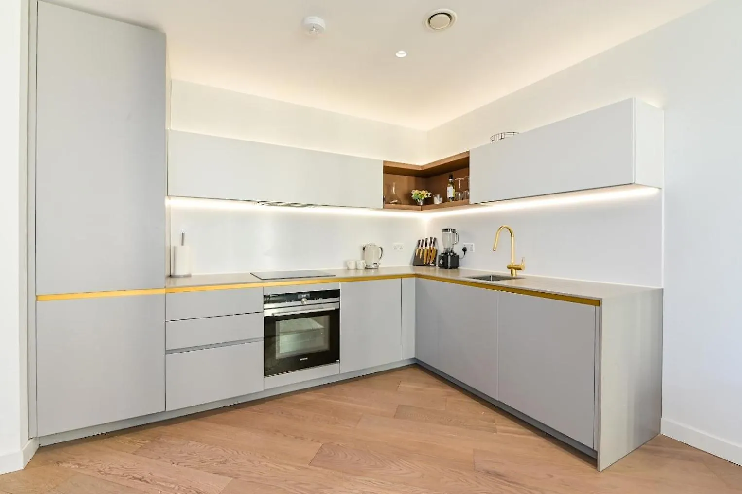Shyluxe Apartment London United Kingdom