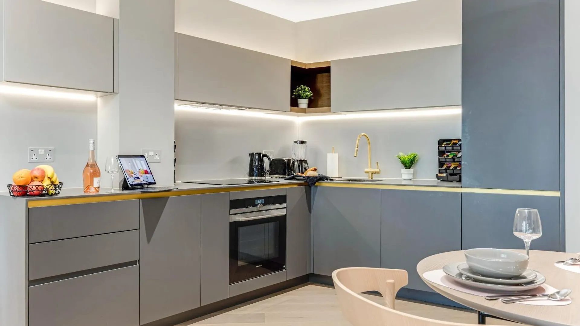 Shyluxe Apartment London 0*,  United Kingdom